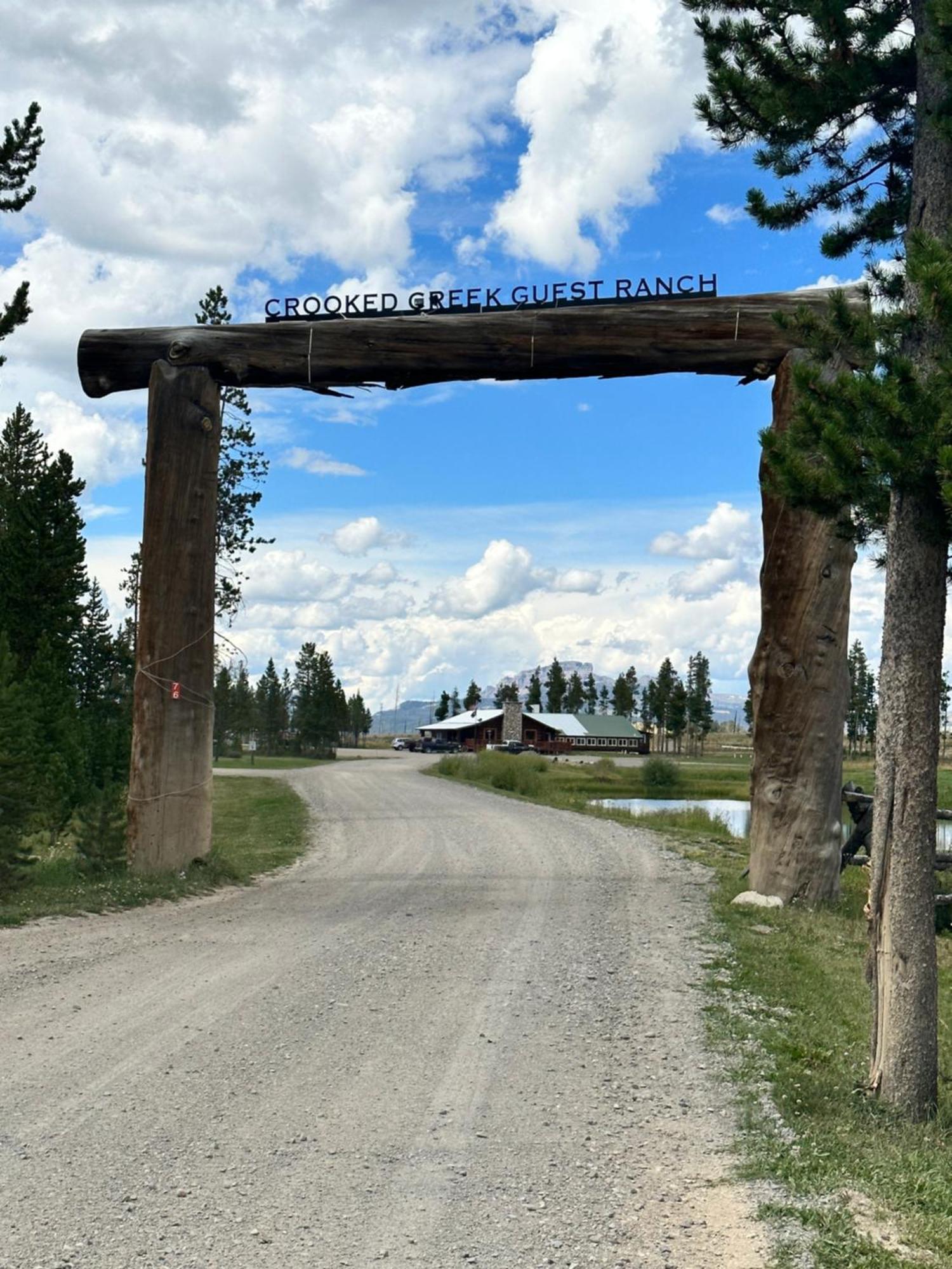 Crooked Creek Guest Ranch 호텔 두보아 외부 사진